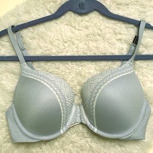 Victoria's Secret Push Up Bra - 34C